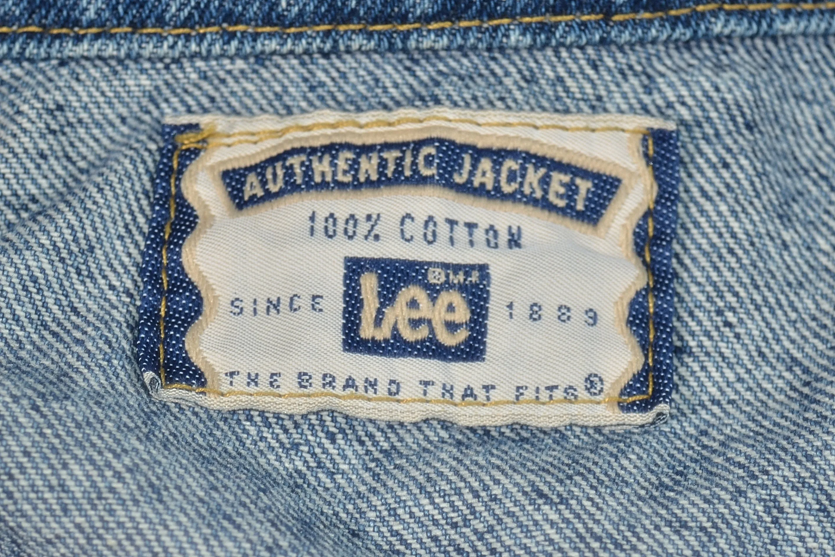 SOLD Vintage LEE Denim Trucker Jacket, Made in USA Size L